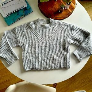 Cozy gray Abercrombie sweater